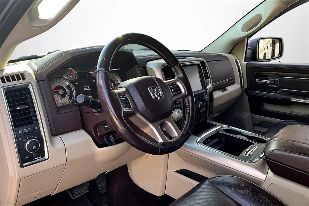 2017 Ram 1500 Laramie Longhorn photo 15