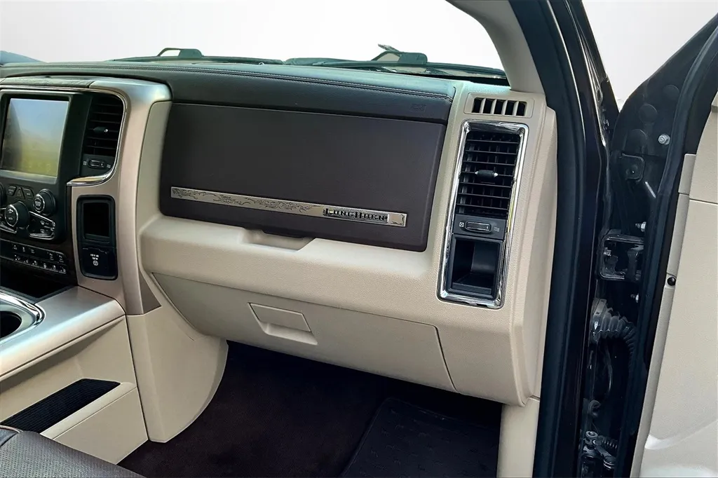 2017 Ram 1500 Laramie Longhorn photo 7