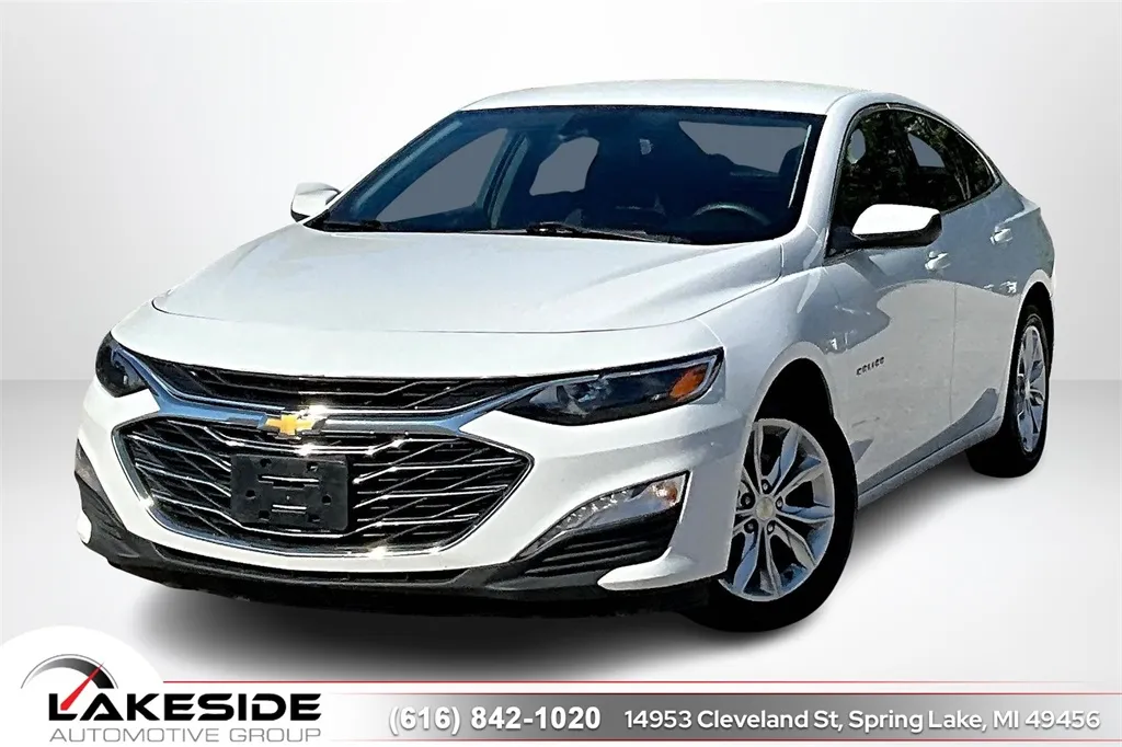 White 2023 Chevrolet Malibu LT for sale in Spring Lake, MI