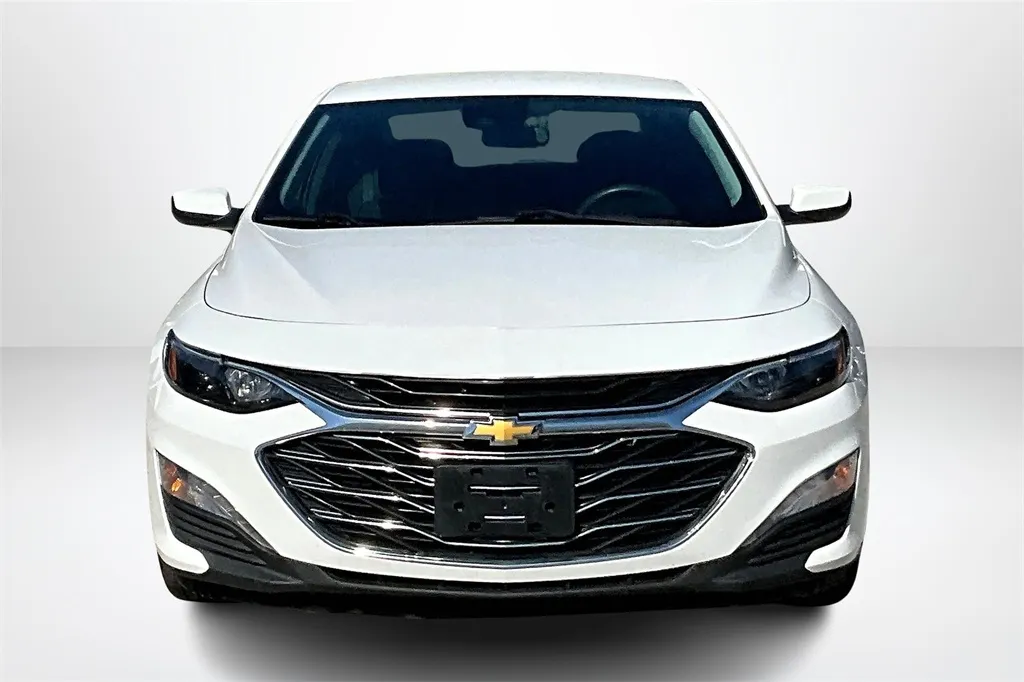 2023 Chevrolet Malibu 1LT photo 11
