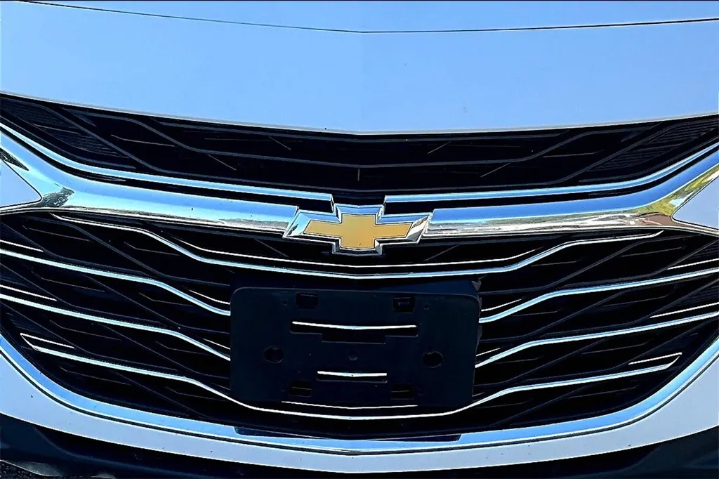 2023 Chevrolet Malibu 1LT photo 10