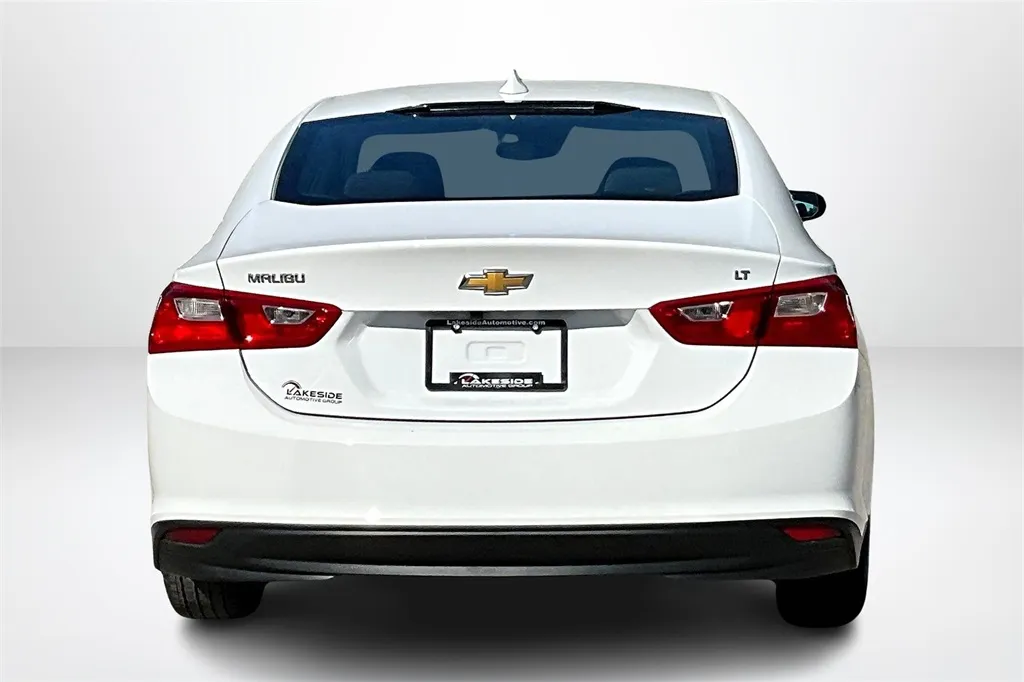 2023 Chevrolet Malibu 1LT photo 21