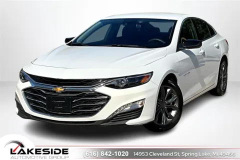 White 2023 Chevrolet Malibu LT for sale in Spring Lake, MI