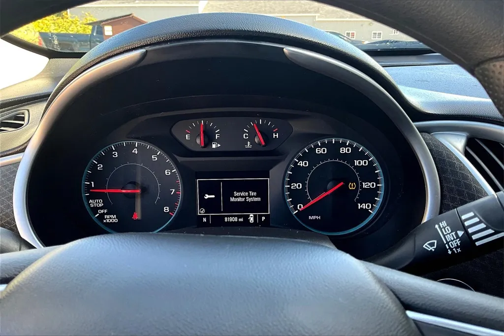 2023 Chevrolet Malibu 1LT photo 5
