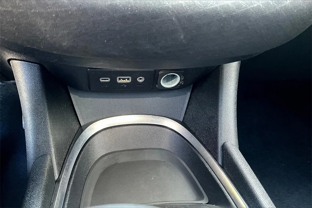 2023 Chevrolet Malibu 1LT photo 6