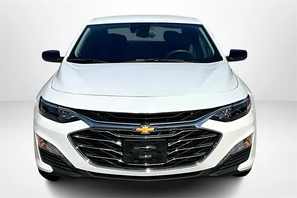 2023 Chevrolet Malibu 1LT photo 11