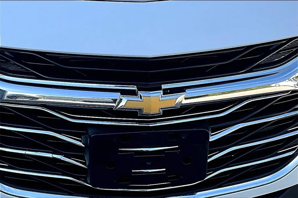 2023 Chevrolet Malibu 1LT photo 10