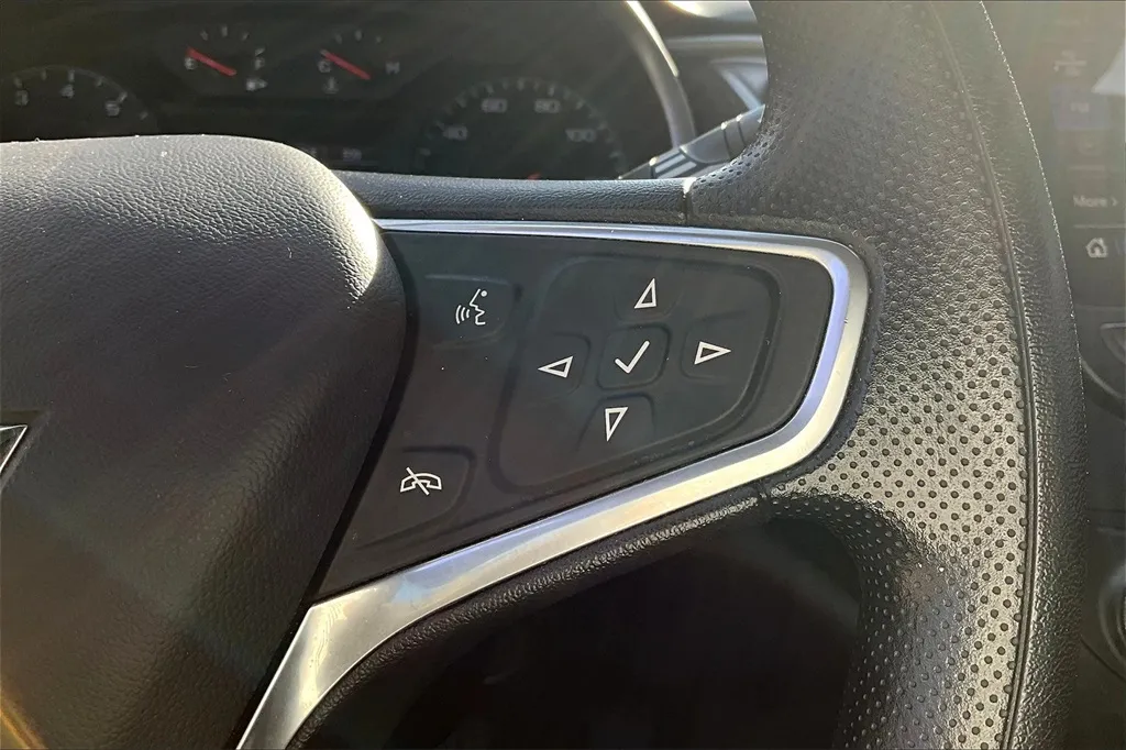 2023 Chevrolet Malibu 1LT photo 22