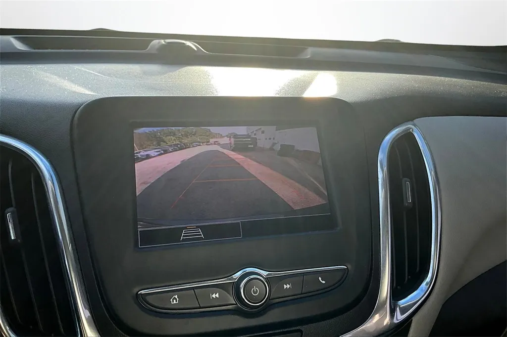 2022 Chevrolet Equinox LT photo 15