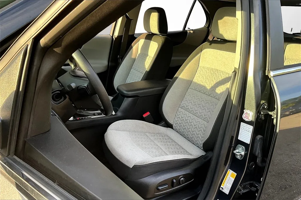 2022 Chevrolet Equinox LT photo 27