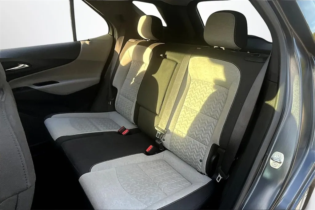 2022 Chevrolet Equinox LT photo 7