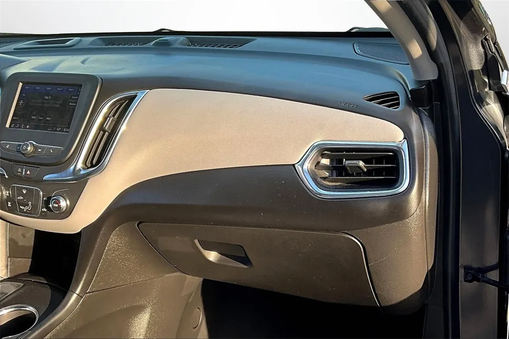 2022 Chevrolet Equinox LT photo 8