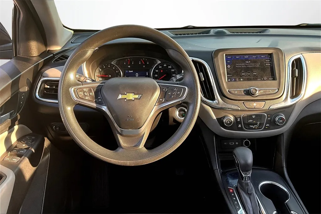 2022 Chevrolet Equinox LT photo 13
