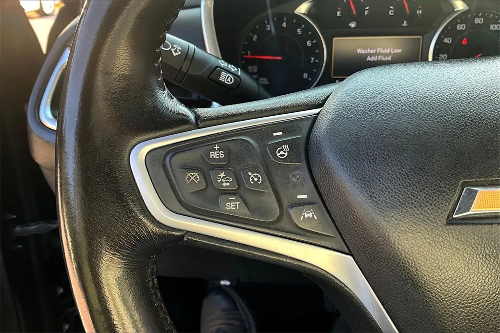 2022 Chevrolet Equinox LT photo 4