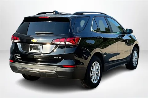 More photos of 2022 Chevrolet Equinox LT at Lakeside Automotive Group, MI