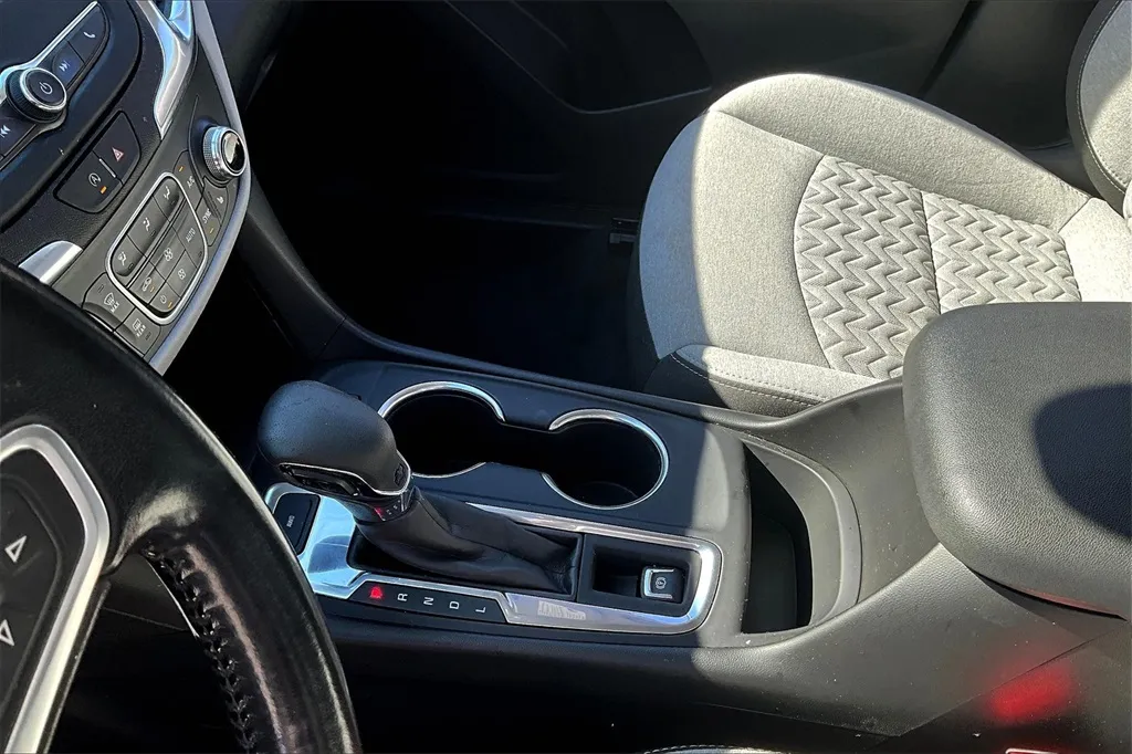 2022 Chevrolet Equinox LT photo 26