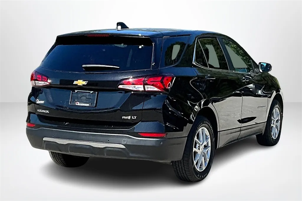 2022 Chevrolet Equinox LT photo 12