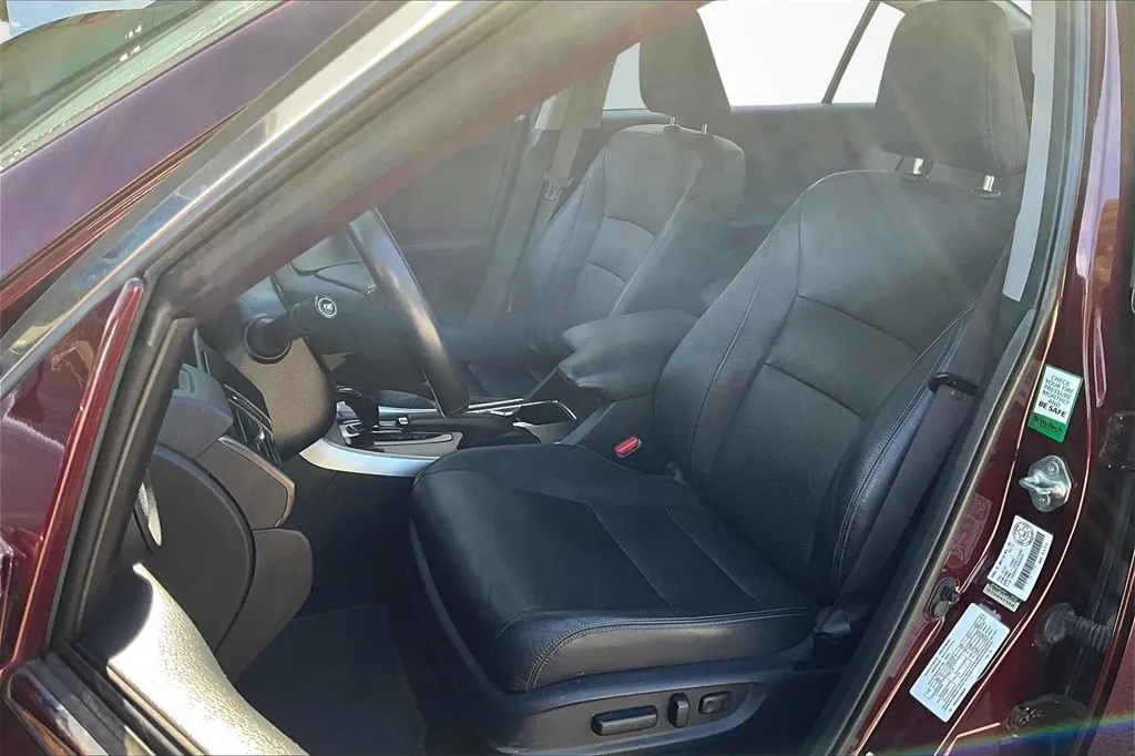 2013 Honda Accord EX-L photo 28