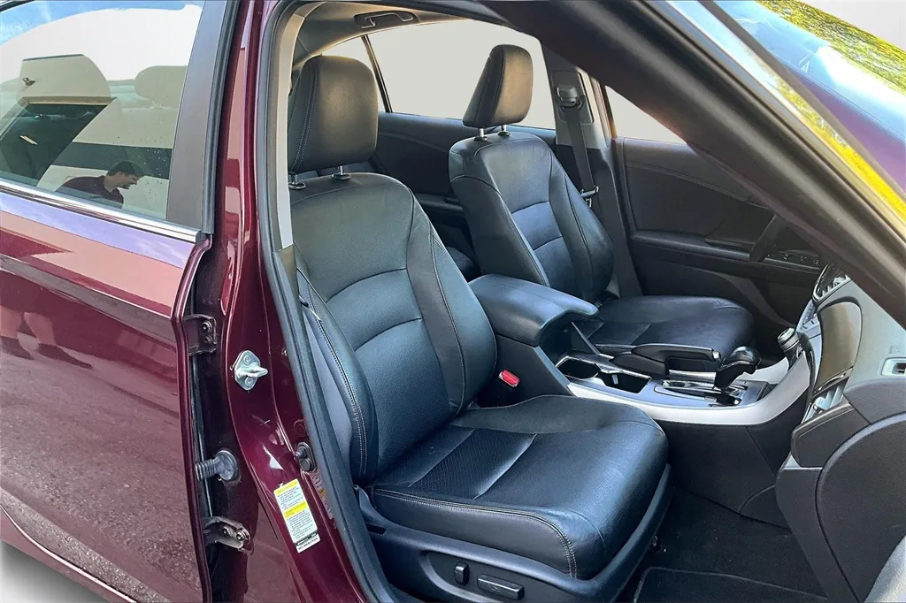 2013 Honda Accord EX-L photo 9