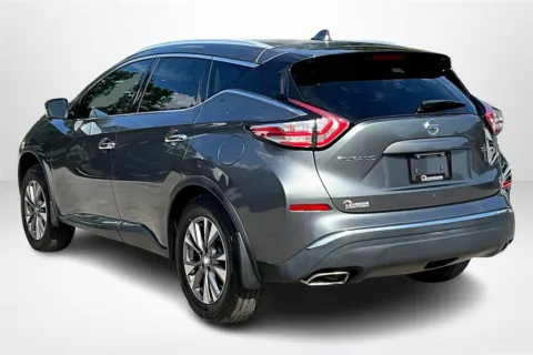 More photos of 2017 Nissan Murano SL at Lakeside Automotive Group, MI