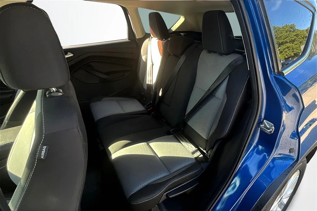 2017 Ford Escape SE photo 7