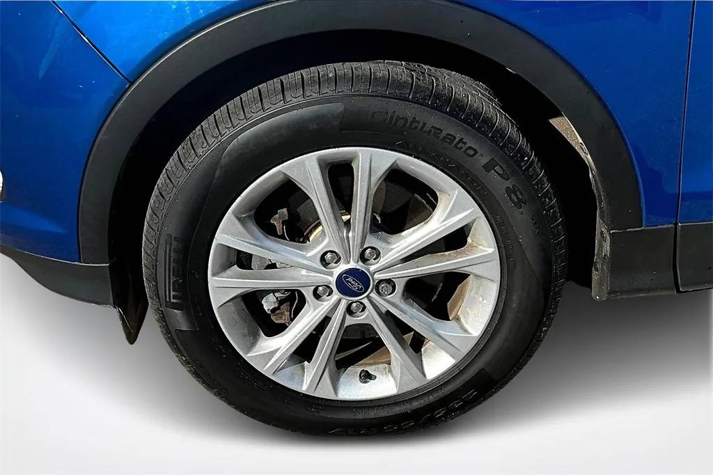 2017 Ford Escape SE photo 32