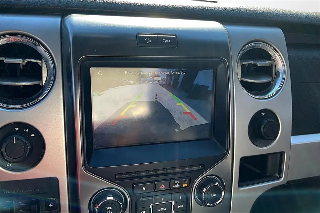 2014 Ford F-150 FX4 photo 15