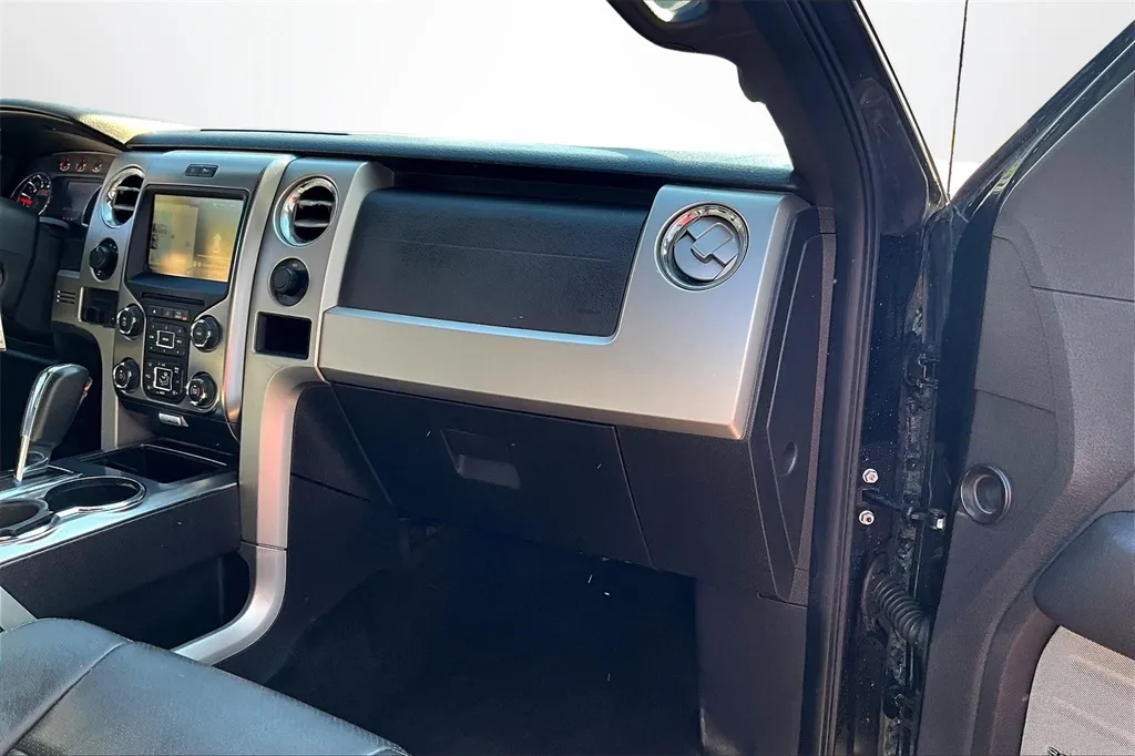 2014 Ford F-150 FX4 photo 28