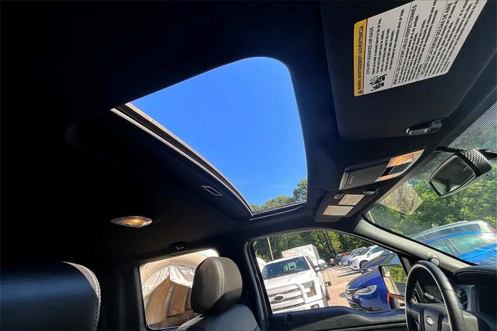 2014 Ford F-150 FX4 photo 9