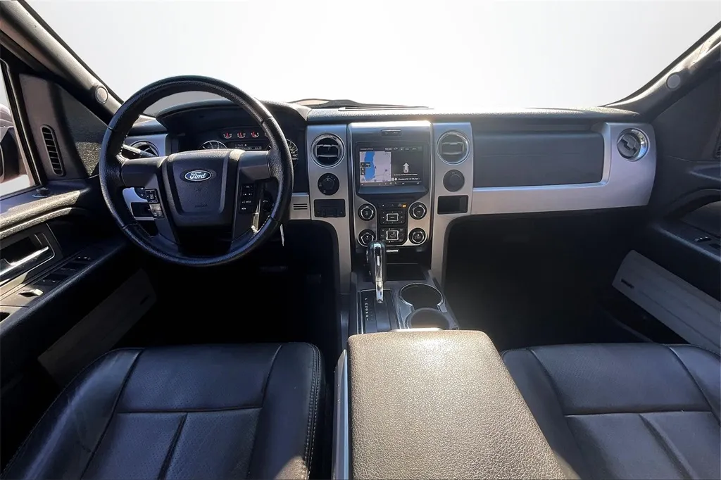 2014 Ford F-150 FX4 photo 3