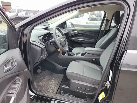 More photos of 2018 Ford Escape SE at Lakeside Automotive Group, MI