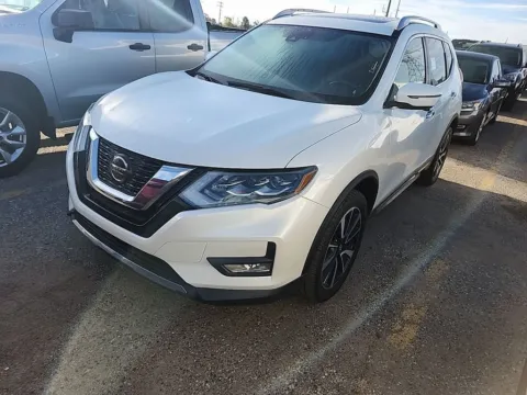 White 2018 Nissan Rogue for sale in Spring Lake, MI