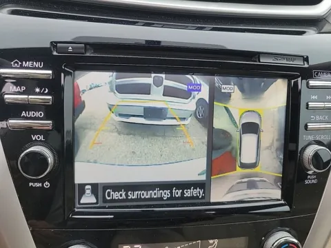 More photos of 2017 Nissan Murano at Lakeside Automotive Group, MI