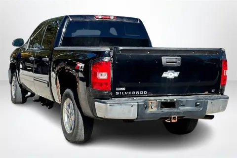 More photos of 2009 Chevrolet Silverado 1500 Work Truck at Lakeside Automotive Group, MI