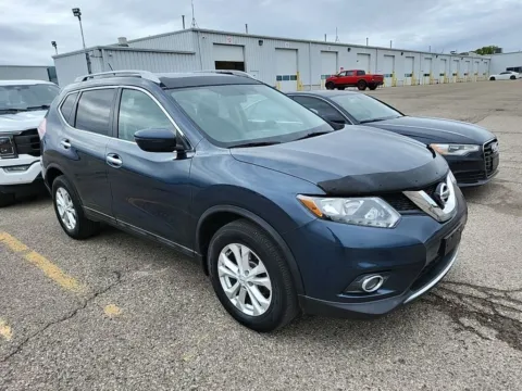 Photos of 2016 Nissan Rogue for sale in Spring Lake, MI at Lakeside Automotive Group