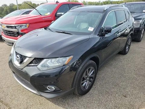 Black 2016 Nissan Rogue for sale in Spring Lake, MI
