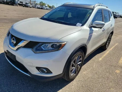 White 2016 Nissan Rogue for sale in Spring Lake, MI