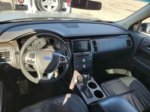 More photos of 2014 Ford Flex SEL at Lakeside Automotive Group, MI