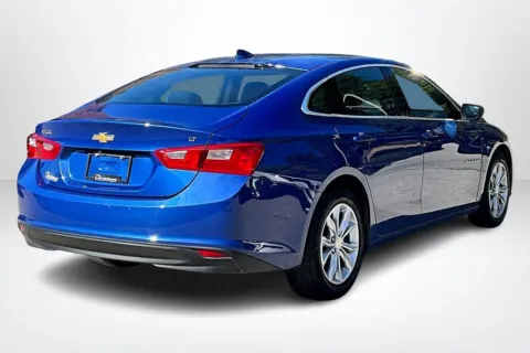 More photos of 2023 Chevrolet Malibu LT at Lakeside Automotive Group, MI