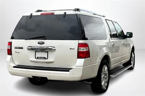 More photos of 2014 Ford Expedition EL Limited at Lakeside Automotive Group, MI