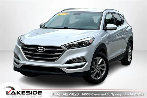Silver 2016 Hyundai Tucson SE for sale in Spring Lake, MI