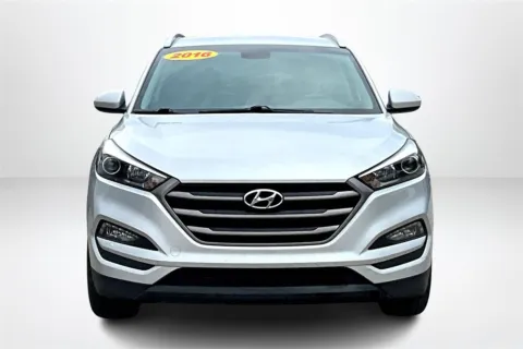 Photos of 2016 Hyundai Tucson SE for sale in Spring Lake, MI at Lakeside Automotive Group