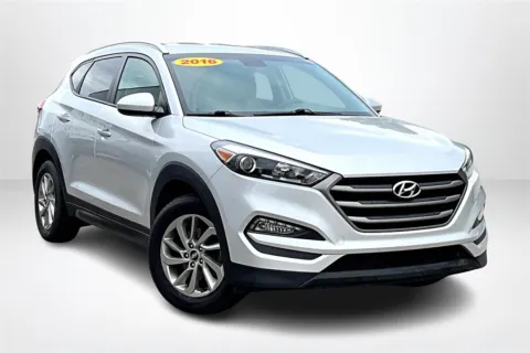 Another view of 2016 Hyundai Tucson SE for sale in Spring Lake, MI at Lakeside Automotive Group