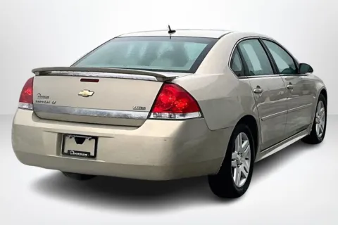 More photos of 2010 Chevrolet Impala LT at Lakeside Automotive Group, MI