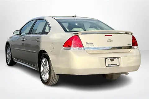 More photos of 2010 Chevrolet Impala LT at Lakeside Automotive Group, MI