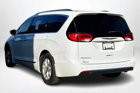 More photos of 2019 Chrysler Pacifica Touring L Plus at Lakeside Automotive Group, MI