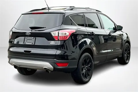 More photos of 2018 Ford Escape SE at Lakeside Automotive Group, MI