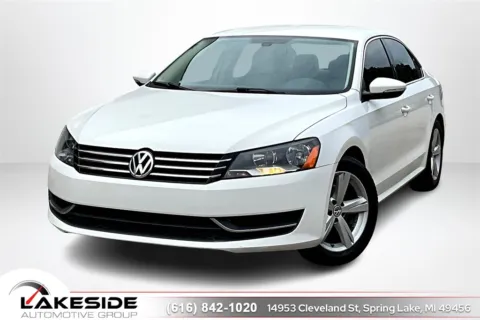 White 2012 Volkswagen Passat 2.5 SE for sale in Spring Lake, MI