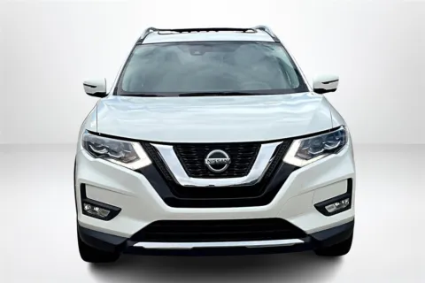 Photos of 2018 Nissan Rogue SL for sale in Spring Lake, MI at Lakeside Automotive Group