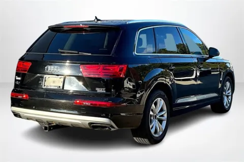 More photos of 2018 Audi Q7 3.0T Premium Plus at Lakeside Automotive Group, MI